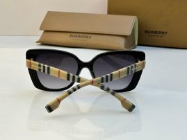 Picture of Burberry Sunglasses _SKUfw52368510fw